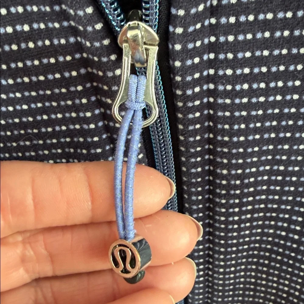 Lululemon Athletica Gray Zip-Up Hoodie - Picture 5 of 8